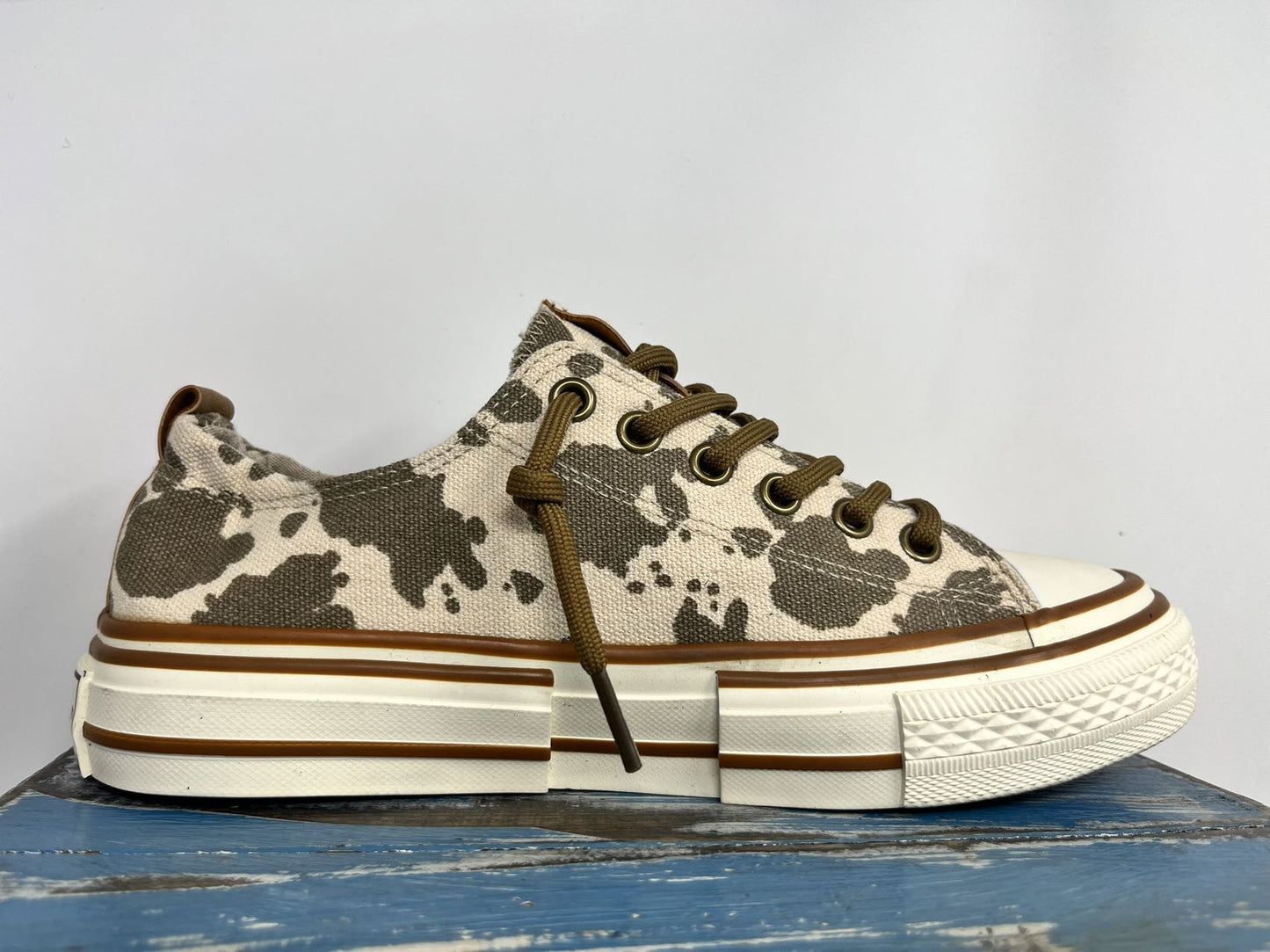 Cowprint Sneakers