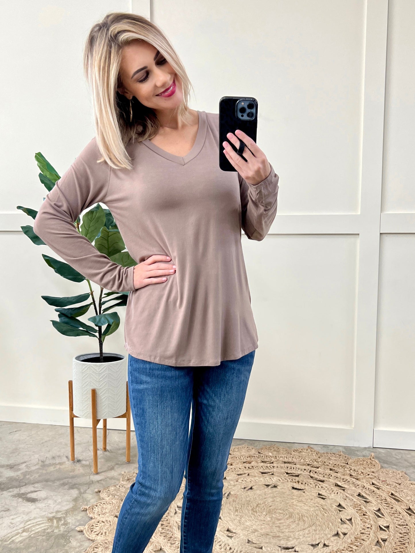 09.27 V Neck Top In Soft Macchiato