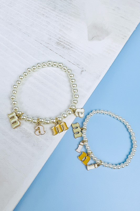 MINI MAMA SHAPED ENAMEL PEARL BRACELET