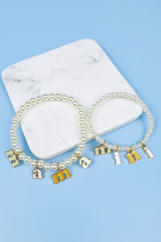 MINI MAMA SHAPED ENAMEL PEARL BRACELET